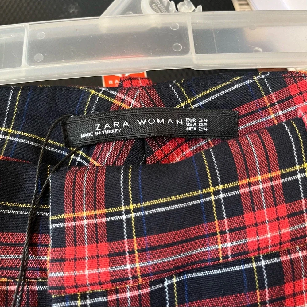 Zara Women’s Plaid Pants‎ Size 2